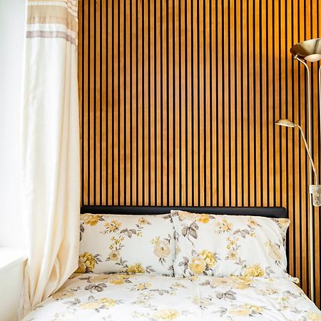 Earley Luxury Ensuite Room With Private Entrance 독서 외부 사진